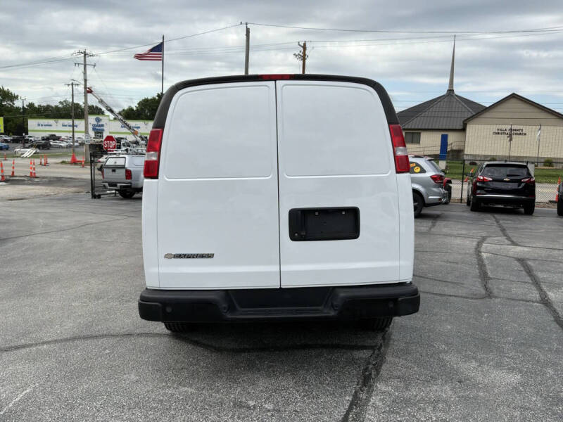 2020 Chevrolet Express 3500