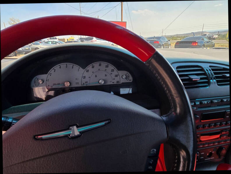 2002 Ford Thunderbird Deluxe