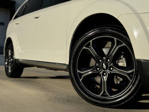2020 Dodge Journey Crossroad