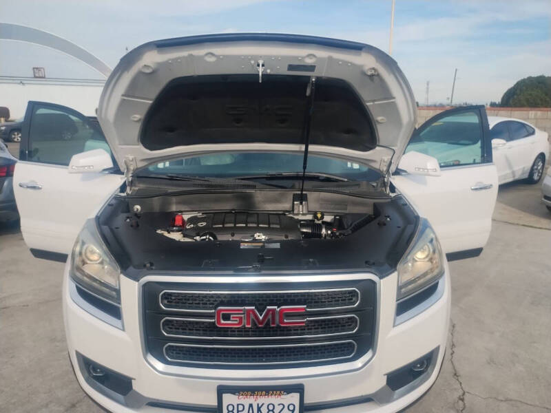 2016 GMC Acadia SLT-1