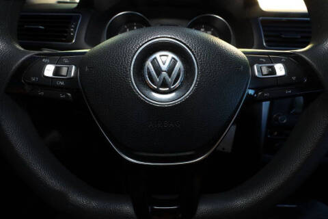 2017 Volkswagen Passat 1.8T S