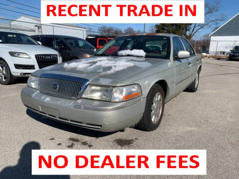 2005 Mercury Grand Marquis for sale at Driving Xcellence in Jeffersonville IN