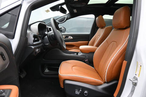 2026 Chrysler Pacifica Pinnacle