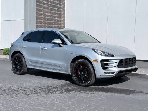 2016 Porsche Macan Turbo