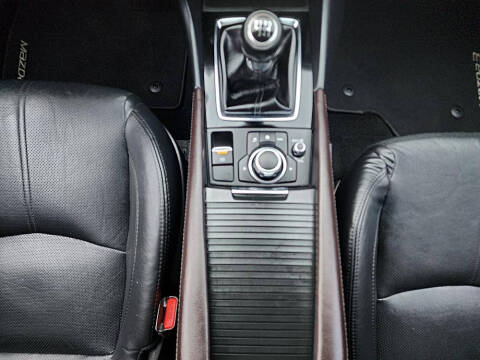 2018 Mazda MAZDA3 Grand Touring