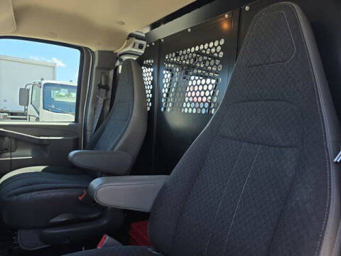 2024 GMC Savana 2500