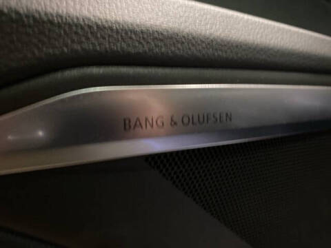 2023 Audi e-tron quattro Premium Plus