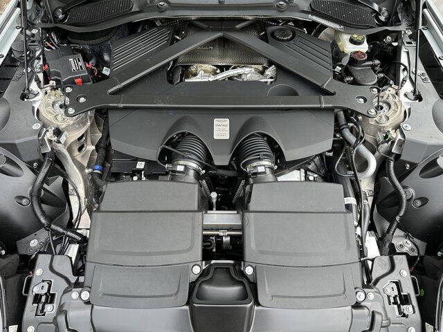 2025 Aston Martin Vantage