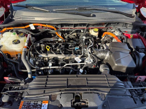 2022 Ford Escape Hybrid Titanium