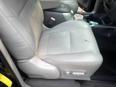 2001 Toyota Sequoia Limited