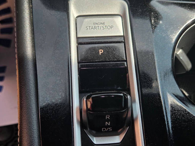 2024 Volkswagen Atlas Cross Sport SEL Premium R-Line 4Motion