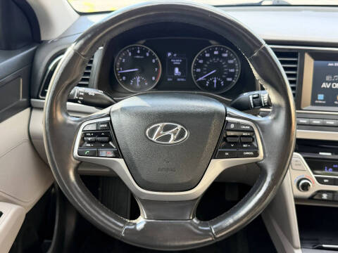 2018 Hyundai Elantra