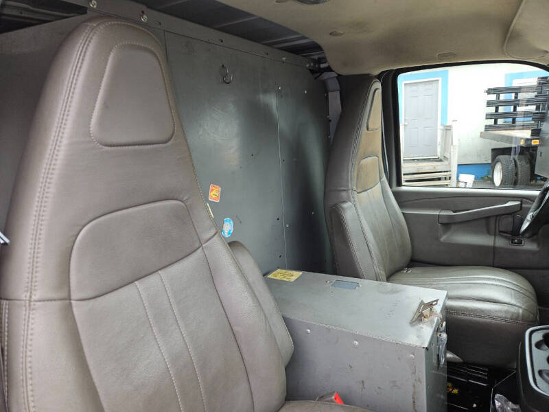 2016 GMC Savana 3500