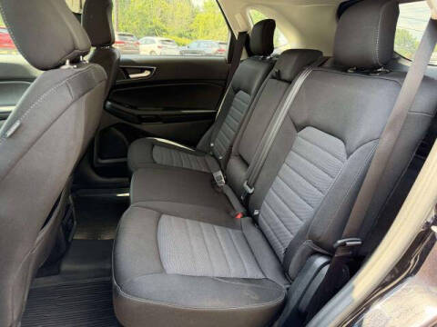 2020 Ford Edge SE