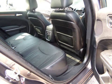 2015 Chrysler 300 C Platinum