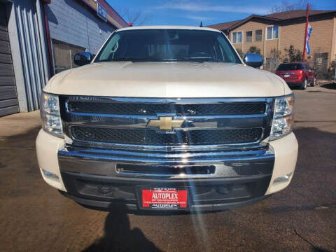 2011 Chevrolet Silverado 1500 for sale at Autoplex Finance - We Finance Everyone! in Milwaukee WI