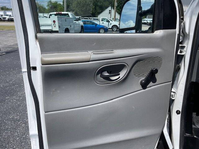 2006 Ford E-Series E-350 SD