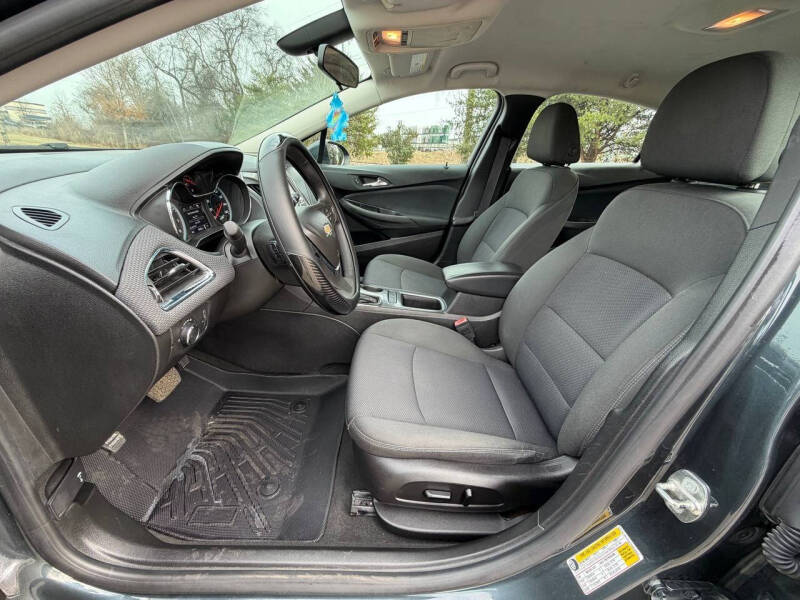 2017 Chevrolet Cruze LT Auto