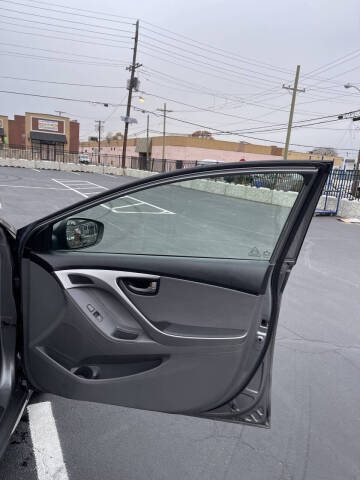 2012 Hyundai Elantra Limited