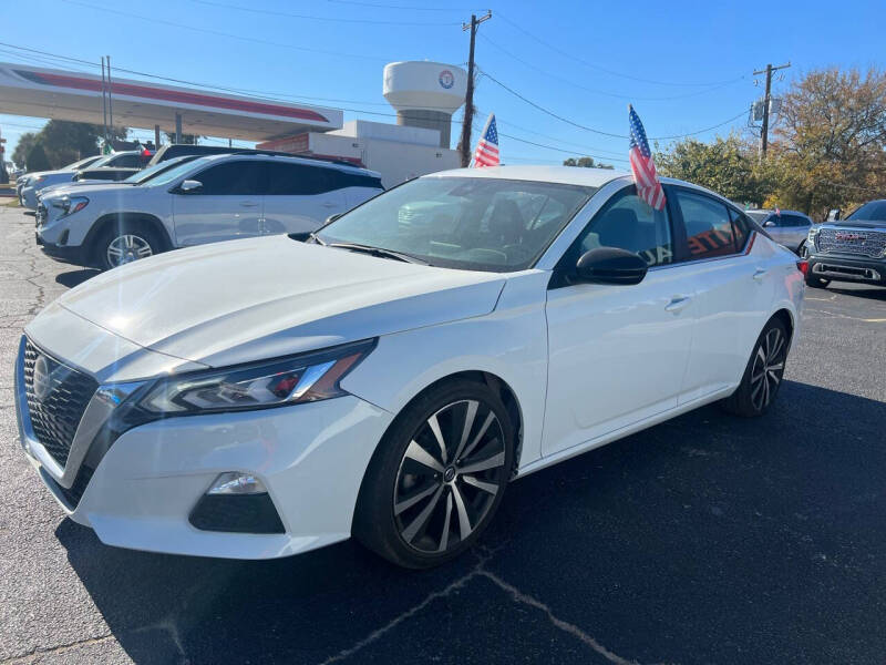 2022 Nissan Altima 2.5 SR