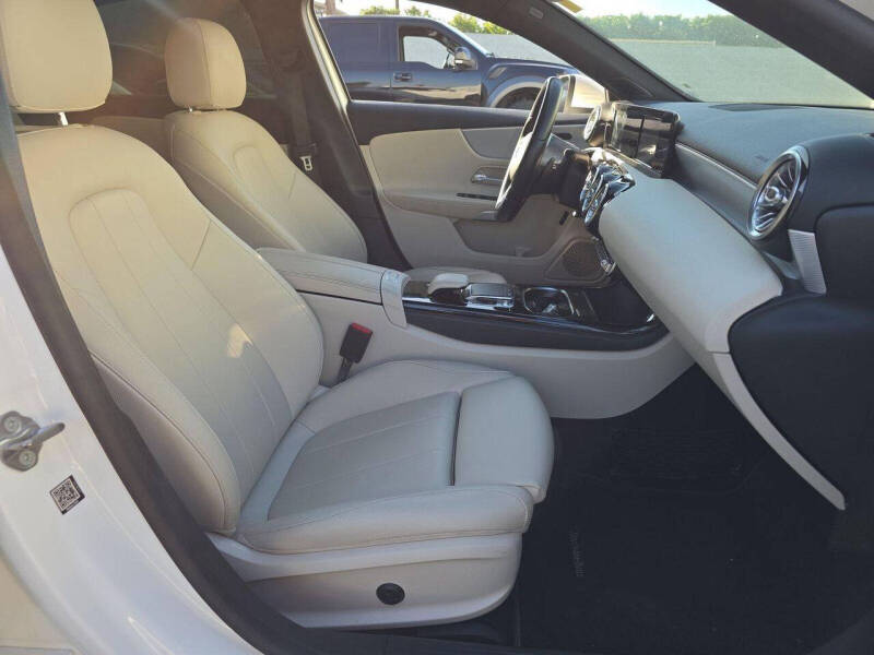 2020 Mercedes-Benz A-Class A 220