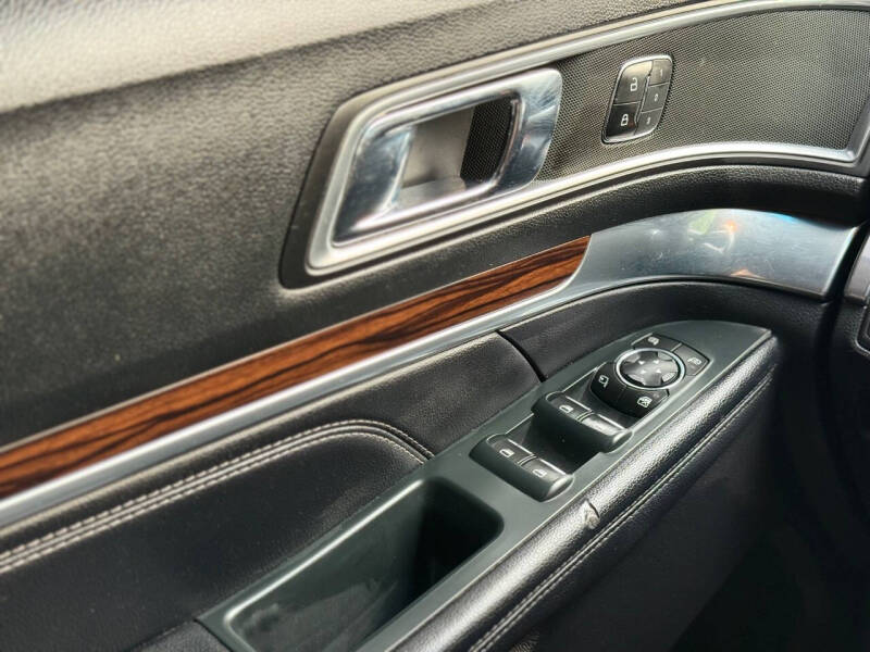 2019 Ford Explorer Limited