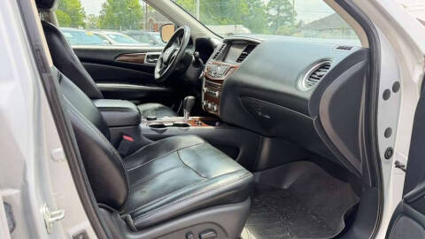 2020 Nissan Pathfinder Platinum
