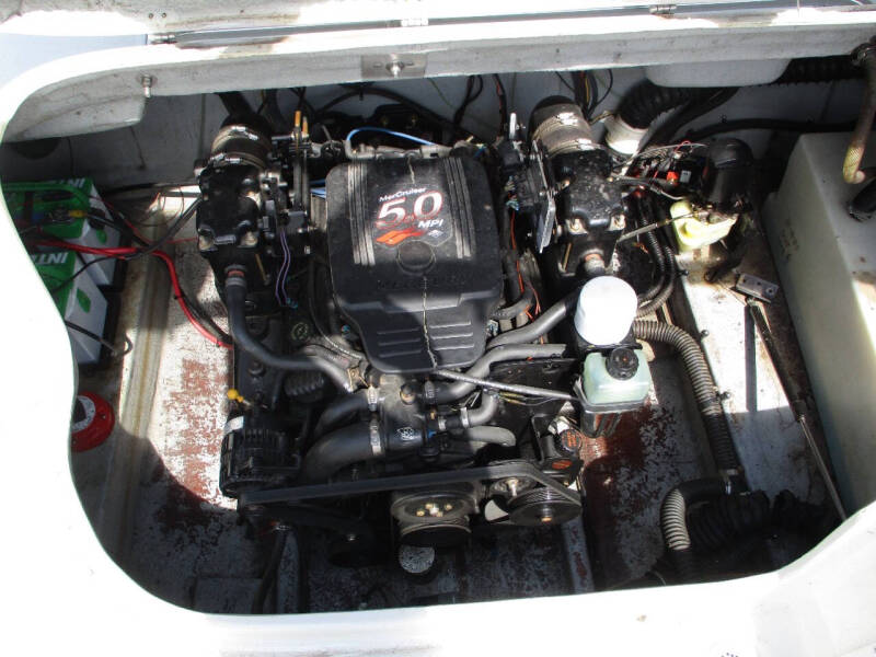 2002 Crownline BR230