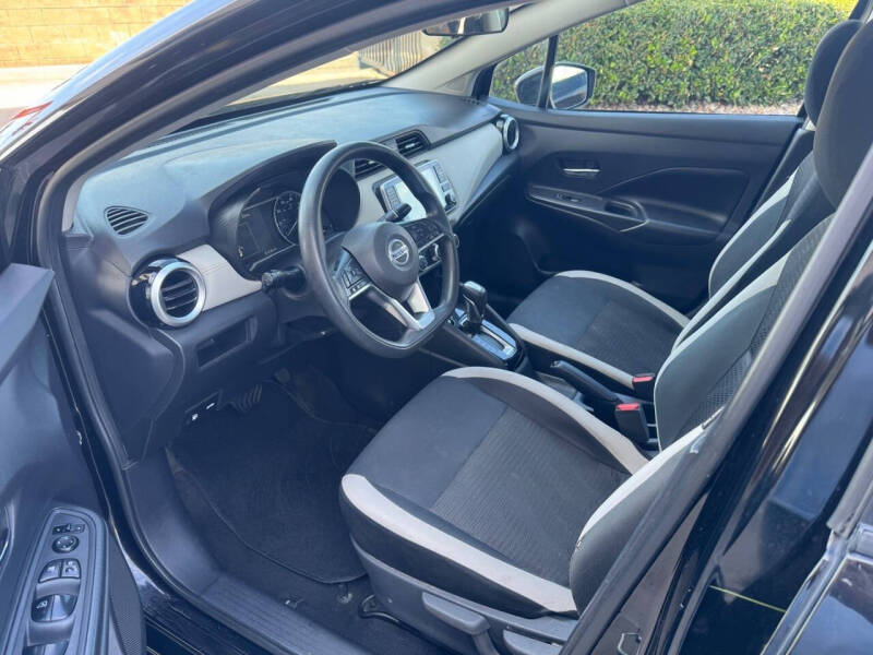 2020 Nissan Versa SV