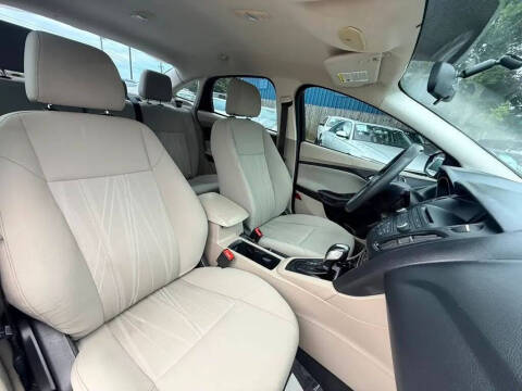 2015 Ford Focus SE