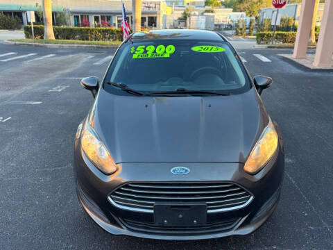 2015 Ford Fiesta SE