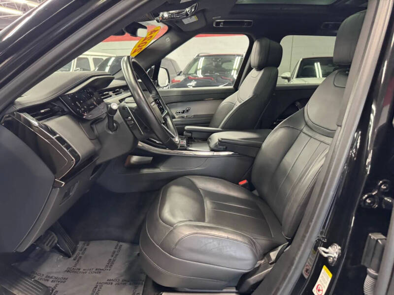 2024 Land Rover Range Rover Sport P360 SE
