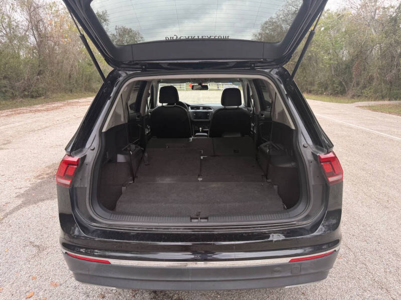 2021 Volkswagen Tiguan SE R-Line Black