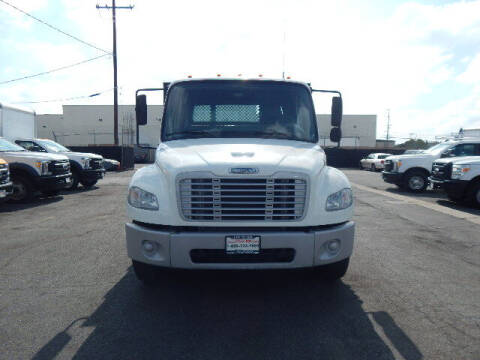 2014 Freightliner M2 106