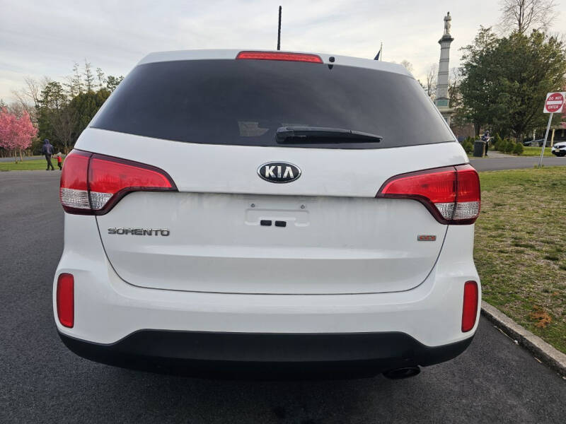 2015 Kia Sorento LX