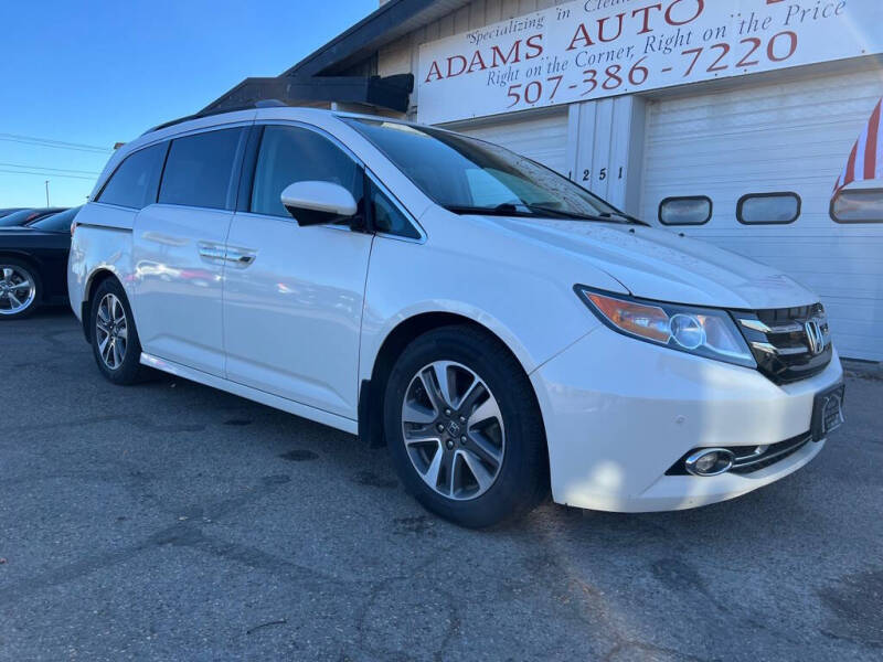 2016 Honda Odyssey Touring's photo