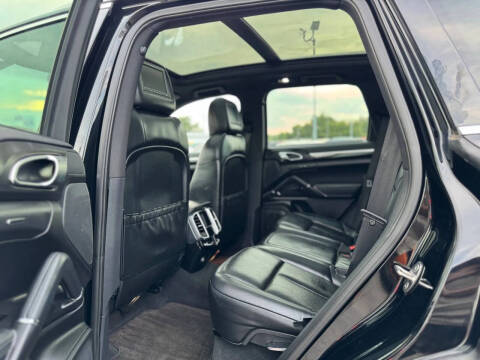 2012 Porsche Cayenne Tiptronic
