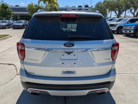 2017 Ford Explorer Platinum