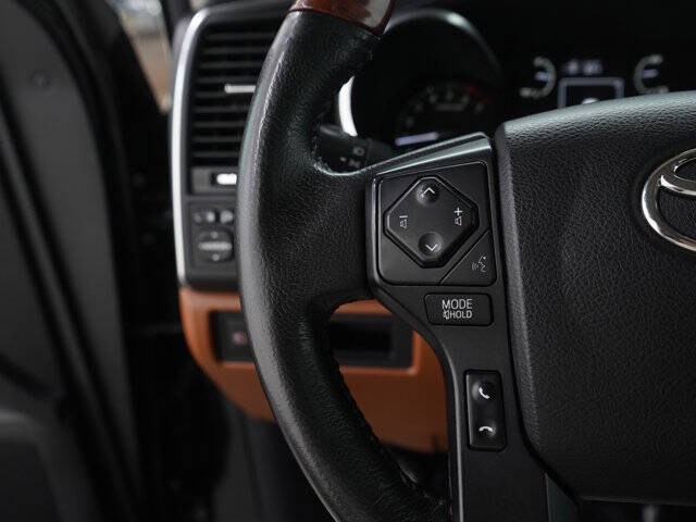 2022 Toyota Sequoia Platinum