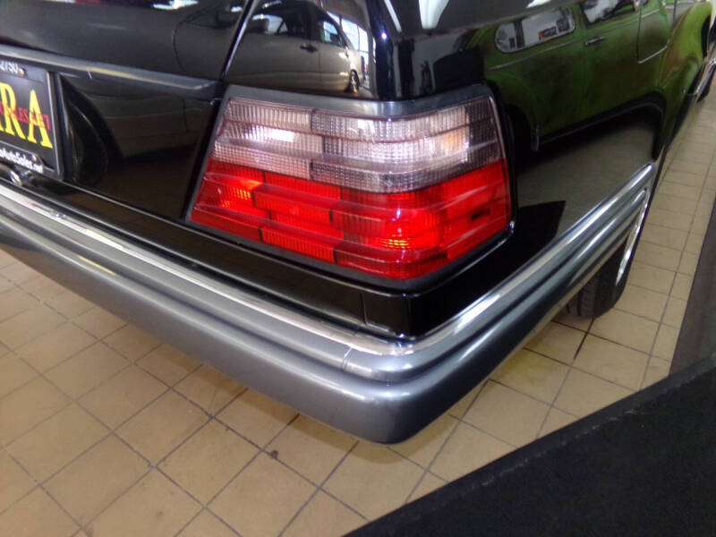 1995 Mercedes-Benz E-Class E 320