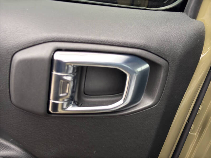 2026 Jeep Gladiator Sport