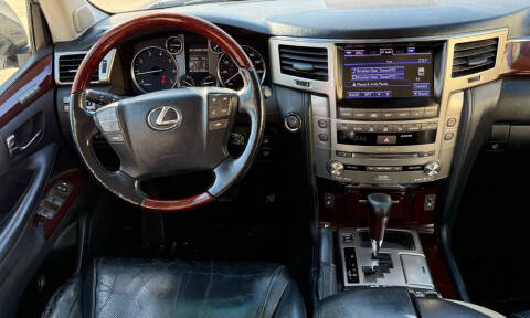 2013 Lexus LX 570