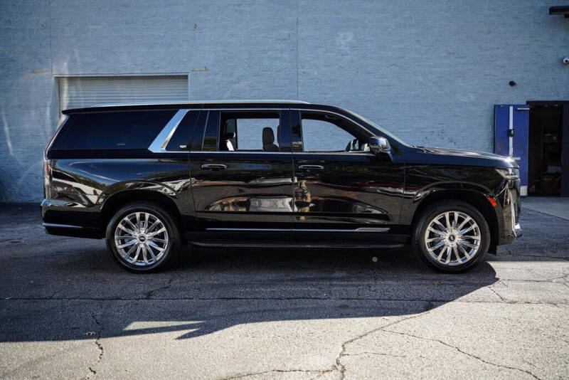 2022 Cadillac Escalade ESV Luxury