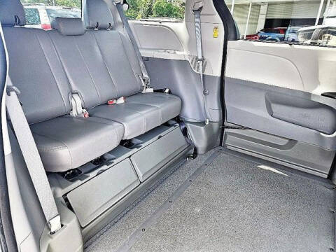 2014 Toyota Sienna
