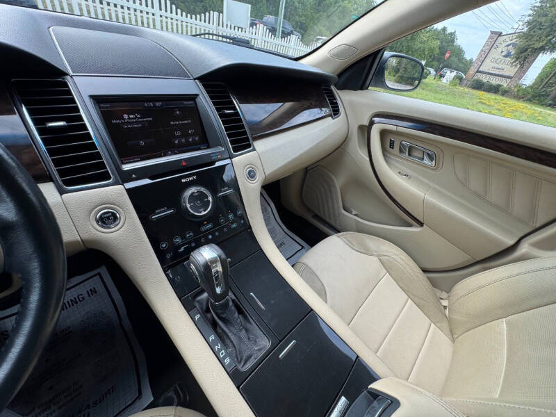 2013 Ford Taurus Limited
