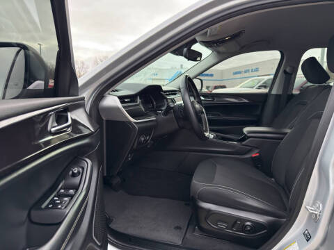 2022 Jeep Grand Cherokee L Altitude