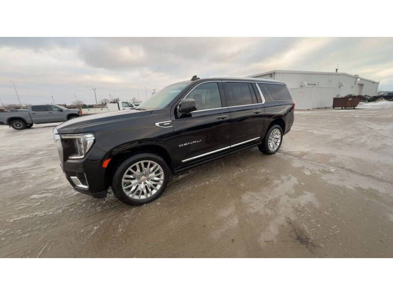 2023 GMC Yukon XL Denali