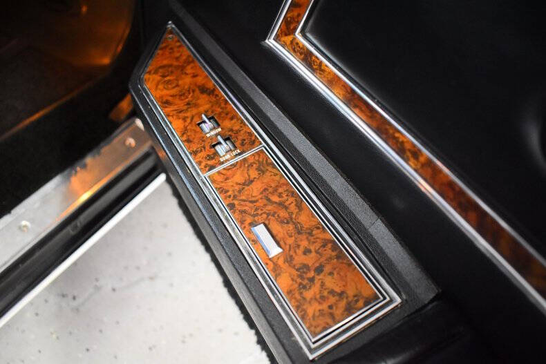 1976 Ford Thunderbird
