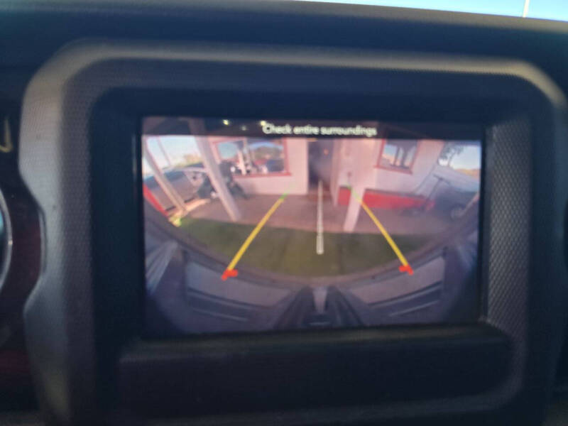 2020 Jeep Wrangler Unlimited Sahara Altitude