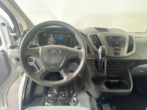 2017 Ford Transit